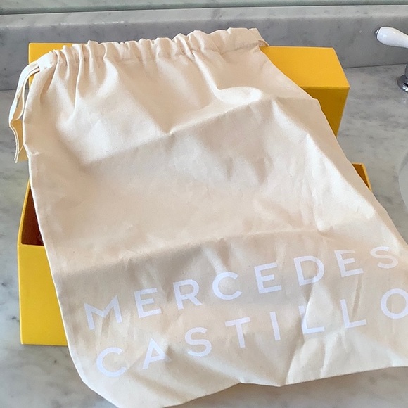 Mercedes Castillo white leather and mesh slingback flats.size 8.never worn $225 - Picture 6 of 9